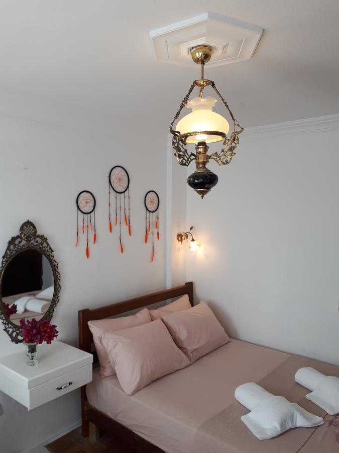 Bozcaada Boutique Bed & Breakfast Exterior photo