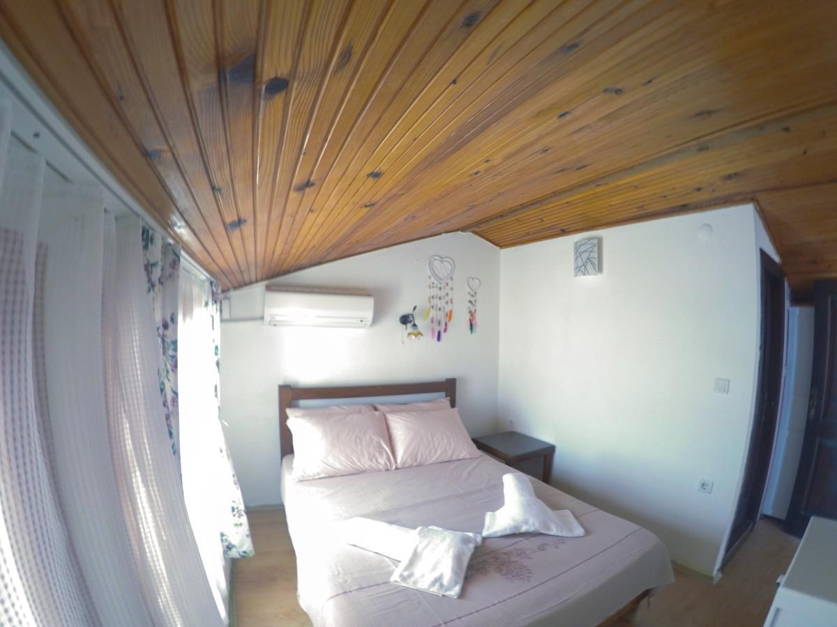 Bozcaada Boutique Bed & Breakfast Exterior photo
