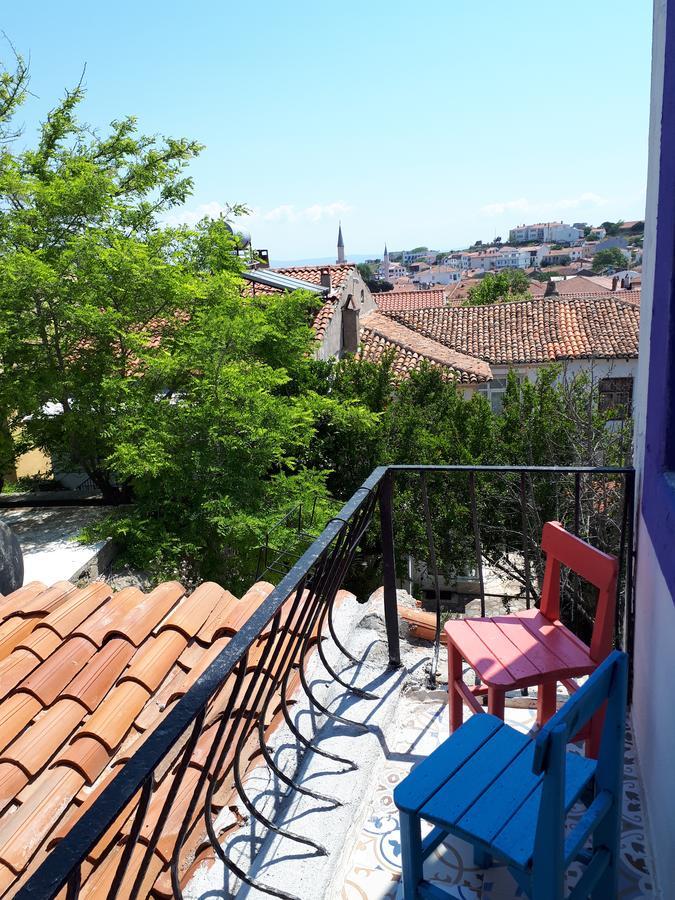 Bozcaada Boutique Bed & Breakfast Exterior photo