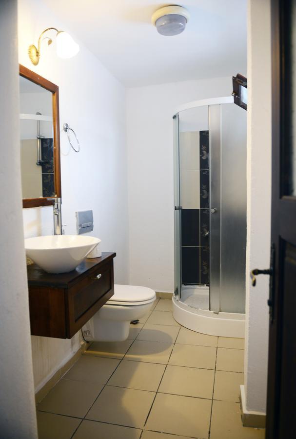 Bozcaada Boutique Bed & Breakfast Exterior photo